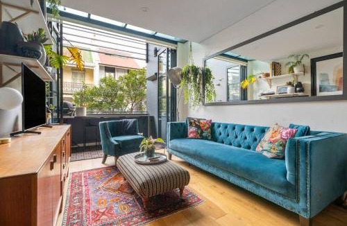 Darlinghurst Apartment | Urban Jungle Loft - A Leafy Alfresco Oasis