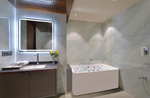 Pardi Hotel | Urbane By Treat Daman