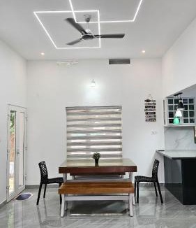 Udumbanchola Apartment | Uthuppan's first floor 2brm