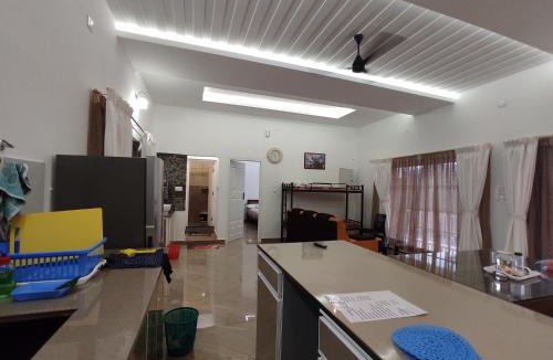 Udumbanchola Apartment | Uthuppan's Holiday Home the entire home