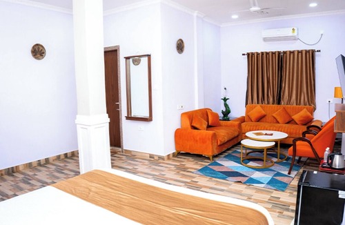 Bolpur Hotel | UTSAV HOTEL & BANQUET