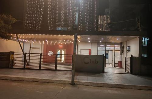 Bhuj Hotel | V Club
