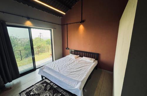 Hatkalangda Villa | V Farms
