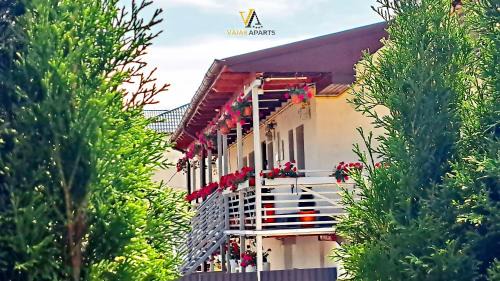 Tirgu Neamt Apartment | VAIAS Apartamente cu Terasa si Vedere Munte