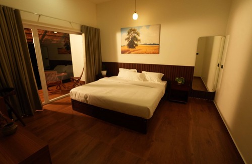 Perumbavoor Hotel | Vaigayi Ayurvedic Resort