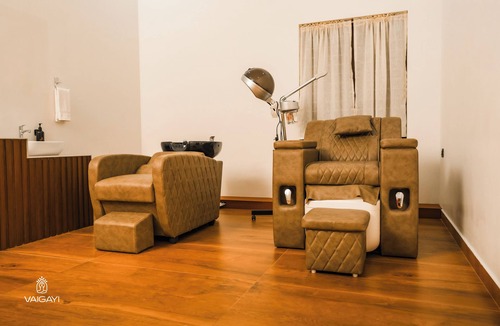 Perumbavoor Hotel | Vaigayi Ayurvedic Resort