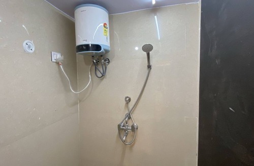 Gobind Dham Hotel | Vaikunth Homestay