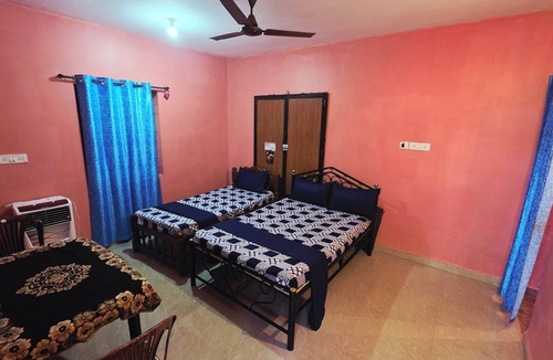 Cola Hotel | Vailankani guest house