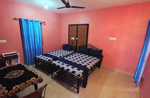 Cola Hotel | Vailankani guest house