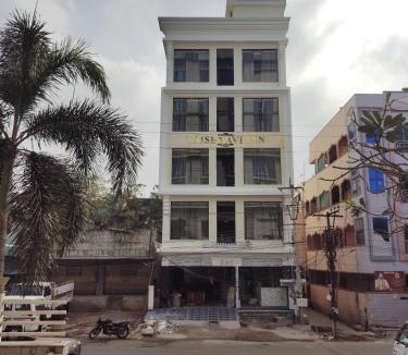 Rajahmundry Hotel | Vaishnavi Inn