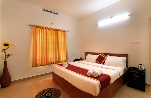 Perumbavoor Resort | Vajra Ayurveda and Yoga Retreat