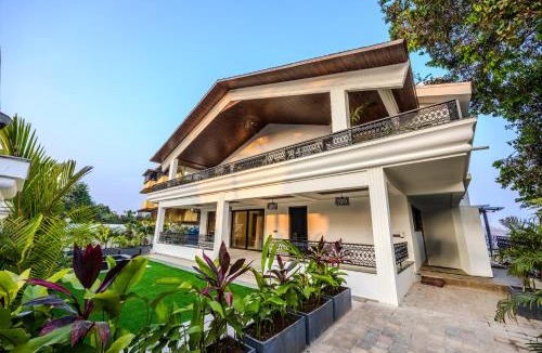 Parra Villa | Valley View 5-BHK Villa With Private Pool, Sit-out Areas, TT Table, Pool Table , Bar & Scenic Views