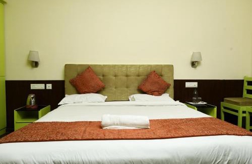 Valparai House | Valparai home stay tea view