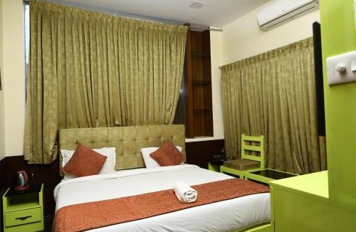Valparai House | Valparai home stay tea view