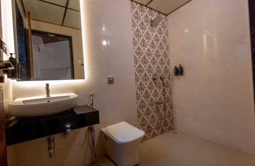Kadadhe Hotel | Vanah Villa And Resort