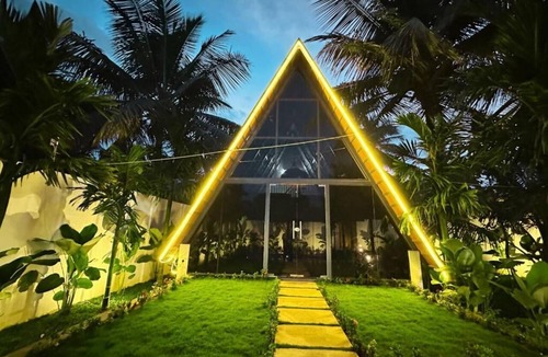 Kanakapura Resort | Vanasiri Resort by Travent Mug