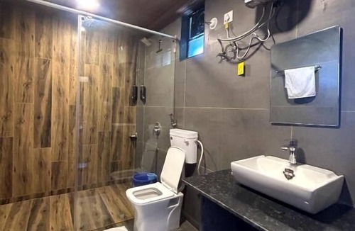 Ambavna Hotel | VANDHAARA LUXURY STAYS