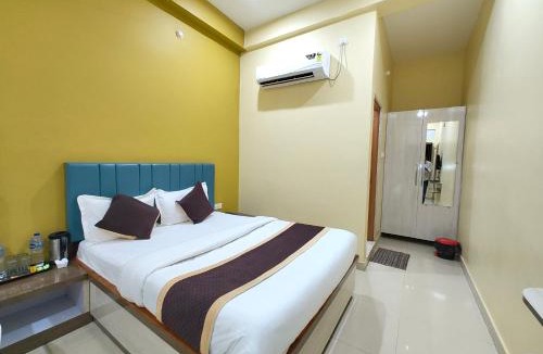 Mahmoorganj Hotel | Varanasi Hotel Kashi Heaven Premium Near Baba Vishwanath Temple & Ganga Ghat - Spacious Spotless Rooms With Wi-fi Facility #Parking And Excellent Customer Service - Best Hotel In Varanasi - Book Now