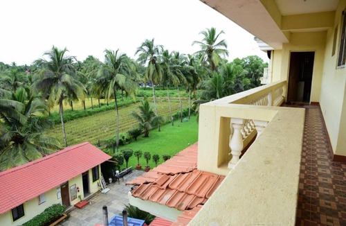 Orlim Apartment | Varca beach- 2 bhk AC apartment