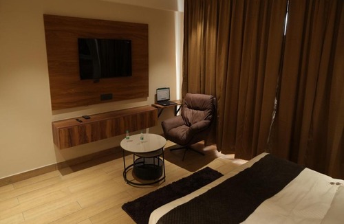Gorakhpur Hotel | Vardaan Residency Hotel