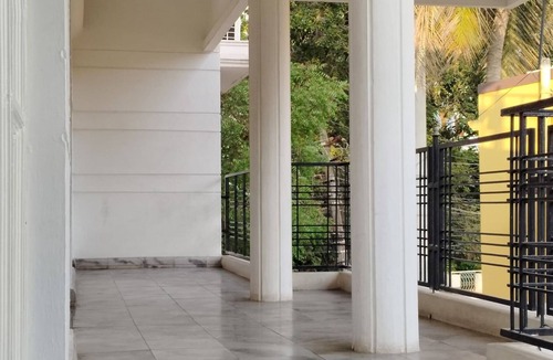 Gokulam Apartment | VARSHA ENCLAVE WHITE HOUSE