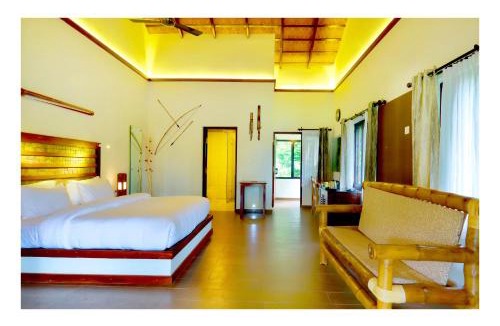 Kalloor House | Vayal Veedu