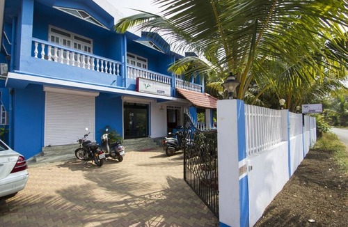 Fatrade House | Veeniola Holiday Home - Twin Room 1 in Carmona