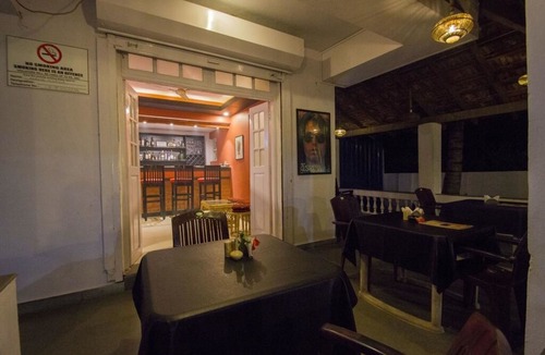 Fatrade House | Veeniola Holiday Home - Twin Room 1 in Carmona