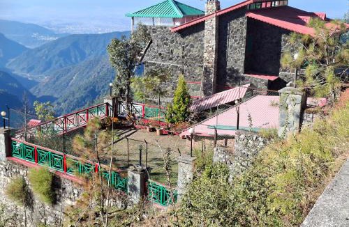 Bullawala Villa | VEENU'S COTTAGE-views heater bonfire barbeque wifi MUSSOORIE