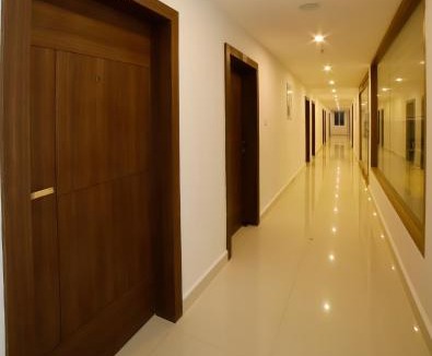 Adimaly Hotel | VEETEE MID TOWN