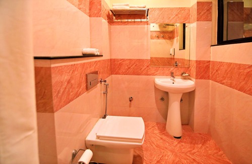 Jhotwara Hotel | Veeva Hotels Ajmer Road