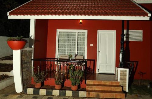 Naduvattam House | Velu's Resort