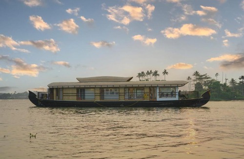 Alappuzha Hotel | Venice Premium Houseboats Alleppey