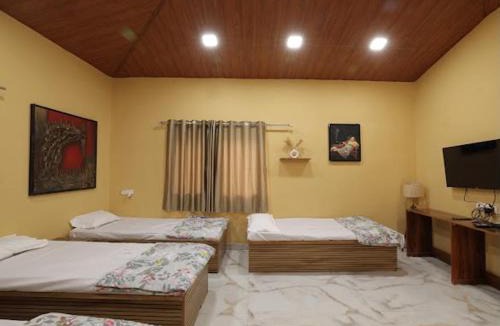 Pune Hotel | Veranda hillside retreat
