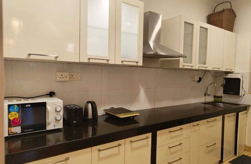 Mapusa Apartment | Verdé Nook 1BHK, Art & Green Seat-Out in Siolim