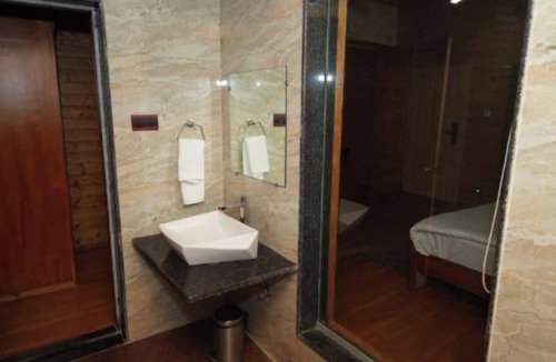 Medha Hotel | Verdant Retreat