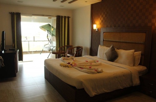 Injambakkam Hotel | VGP Golden Beach Resort