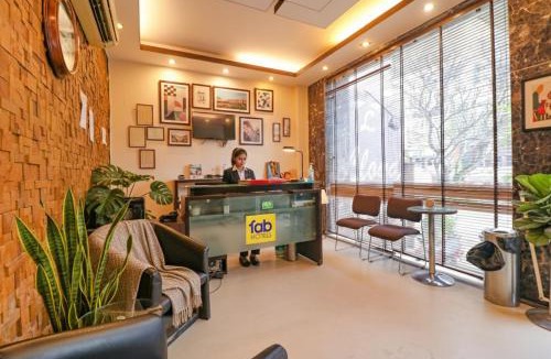 Kalkaji Hotel | Via Happy Residency