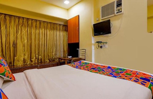 Vile Parle East Hotel | Via Jayshree