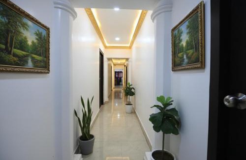 T Nagar Hotel | Via Lloyds Inn