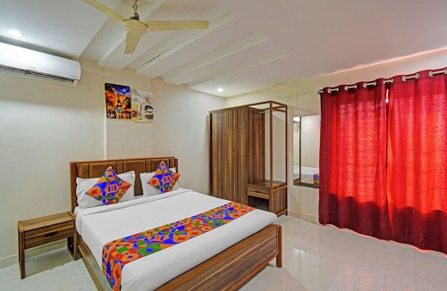Kukatpalli Hotel | Via Silver Suites