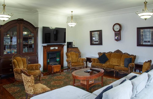 Hamilton House | Victorian Home of Grand Proportions