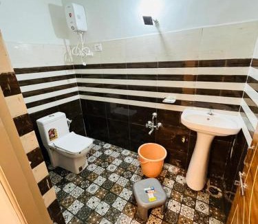 Kamalapur House | Vijay Guest House Hampi-Kamalapura