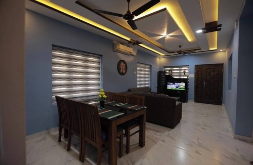 Kazhakuttam House | VIKAS LUXURY STAY