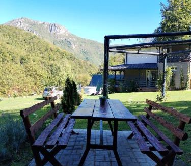 Calugareni Villa | VILA Ade
