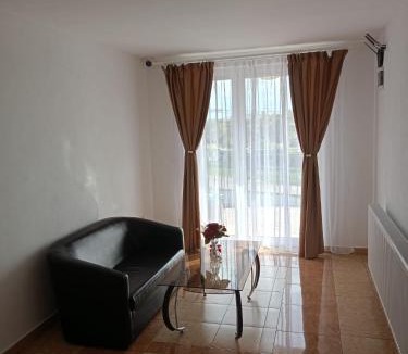 Hateg House | VILA LA FORTALEZA