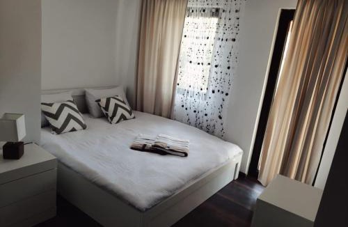 Mera House | Vila Lucia