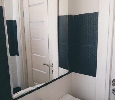 Mera House | Vila Lucia
