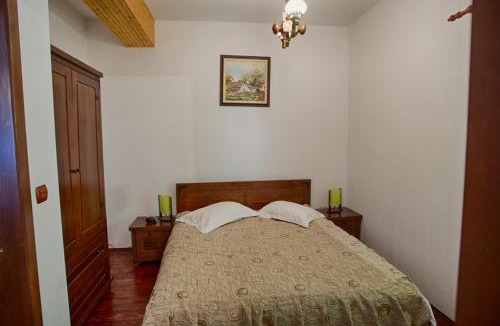 Malaia Hotel | Vila Ursul
