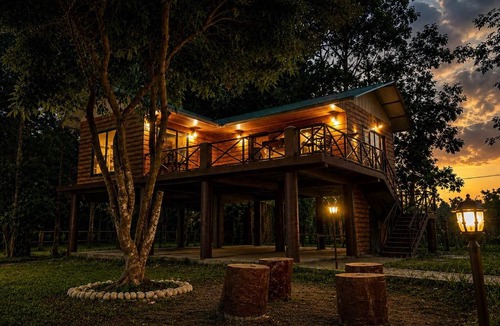 Madari Hat Resort | Villa de hollong